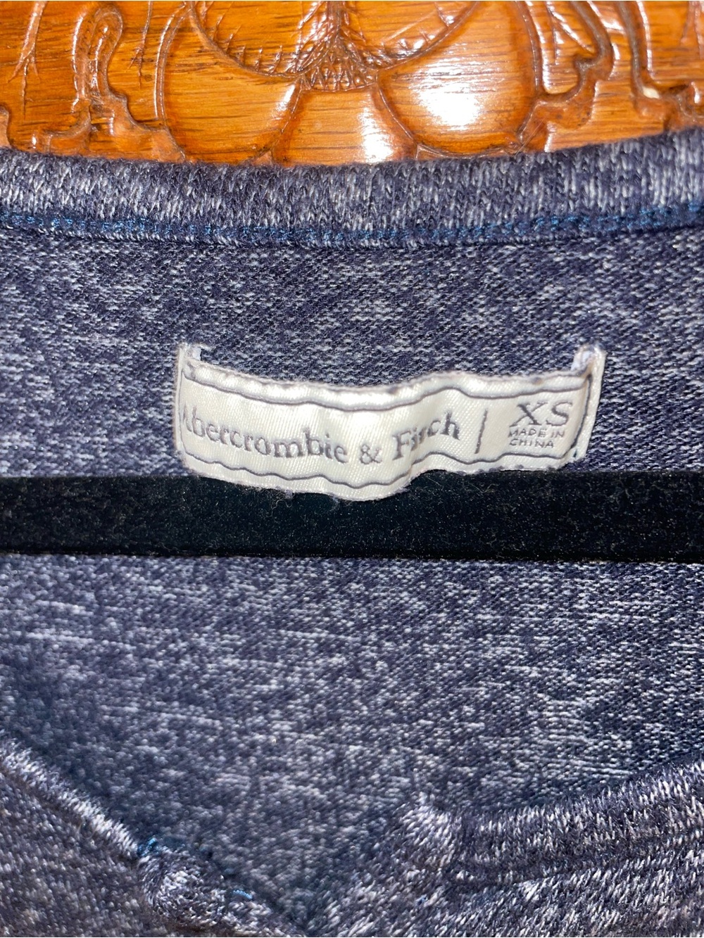Abercrombie & Fitch Women's Long-Sleeve Henley Top in Heather Navy, XS - Picture 2 of 5